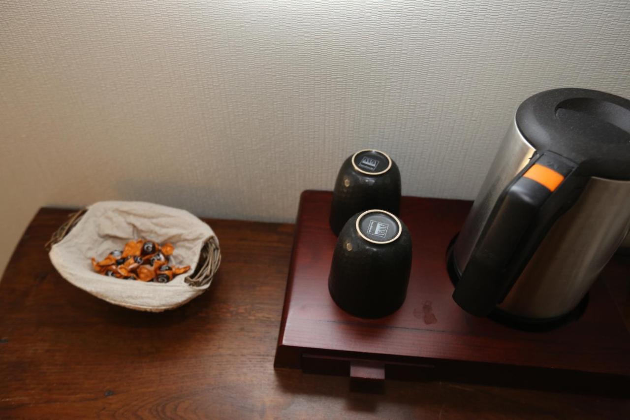 Hotel Restaurant La Goutte Noire Châteaumeillant Eksteriør bilde